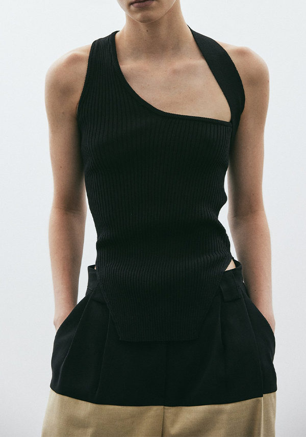 Angular Cutout Tank