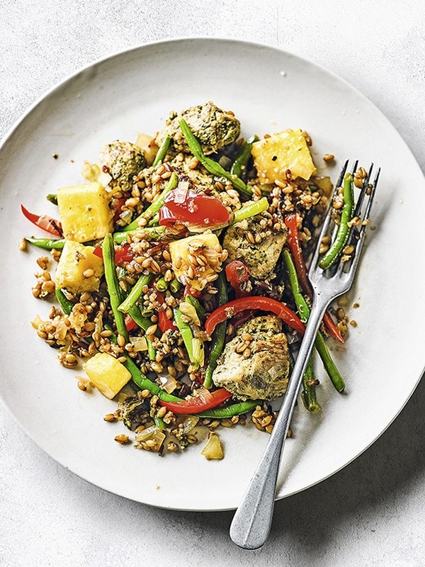 Thai Chicken & Grains With Pineapple