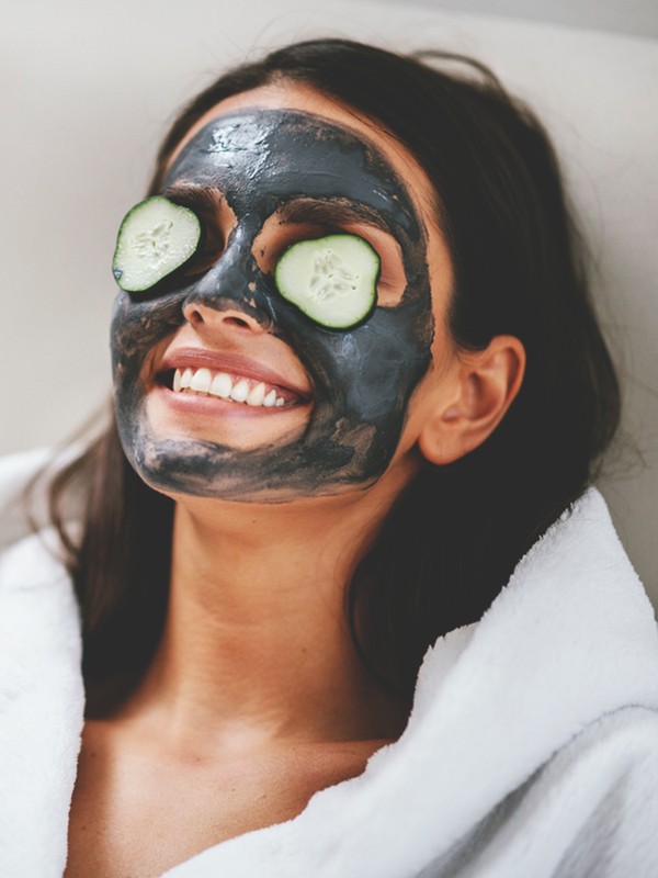 How Brides Should Look After Their Skin During Lockdown