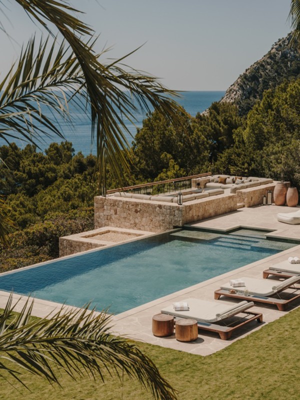 What’s New In Travel This Season