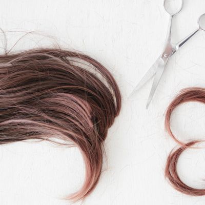 6 Things To Consider Before Trimming Your Own Hair 