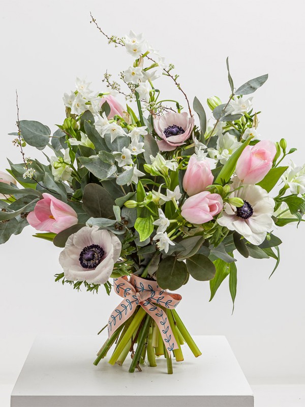 Where To Find The Perfect Flowers For Mother’s Day 