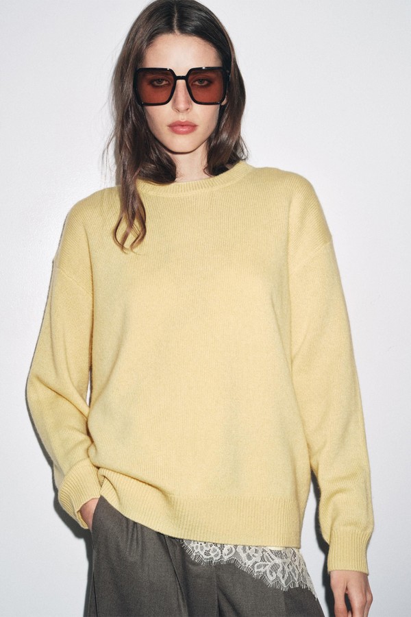 Basic 100% Cashmere Sweater
