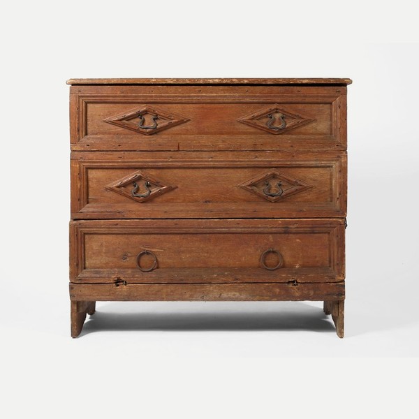 Early 18th Century Venetian Chest Of Drawers from Sauce