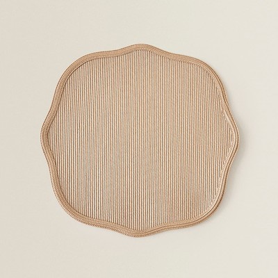 Irregular Shaped Placemat from Zara Home