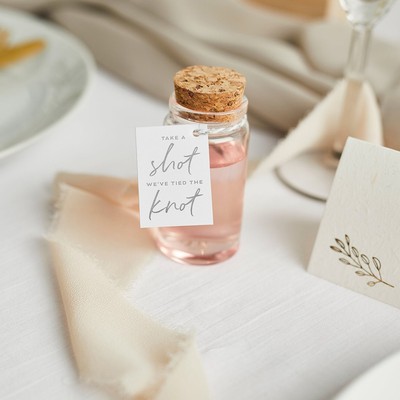 31 Wedding Favours We Love